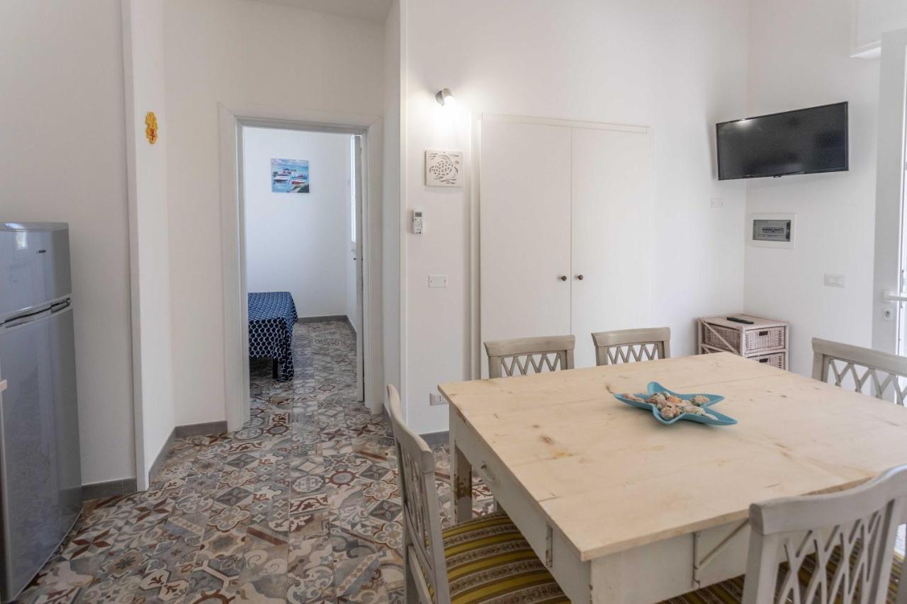 Villetta Andrea A Due Passi Dalla Sabbia - Apulia Home Torre San Giovanni Ugento Eksteriør billede