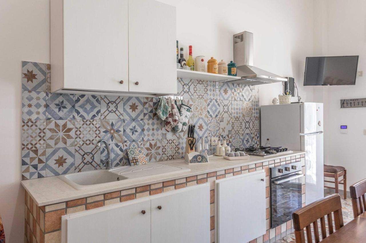 Villetta Andrea A Due Passi Dalla Sabbia - Apulia Home Torre San Giovanni Ugento Eksteriør billede